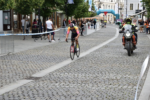 本菲卡官方：鲁伊-科斯塔成功连任俱乐部主席